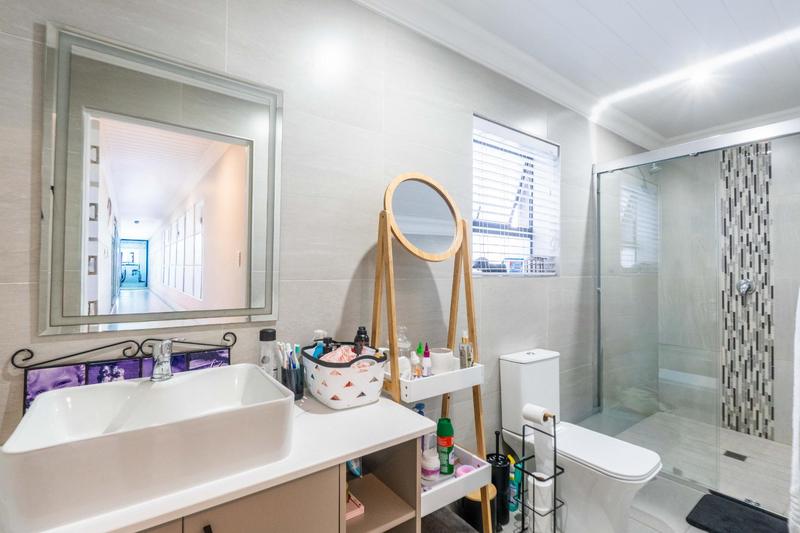 4 Bedroom Property for Sale in Tergniet Western Cape